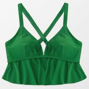 Cupshe Zoe Green Ruffle Crisscross Plus Size Bikini Top 1X D2